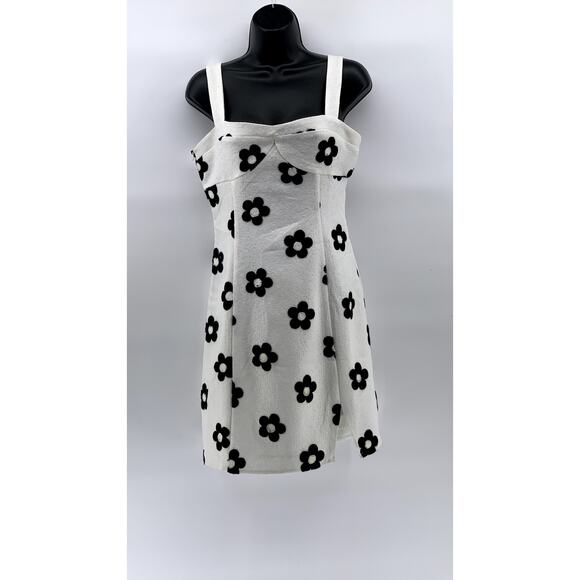 PETITE STUDIO Women's White-Black Tanya Daisy Bodycon Mini Dress SZ S - Picture 1 of 13